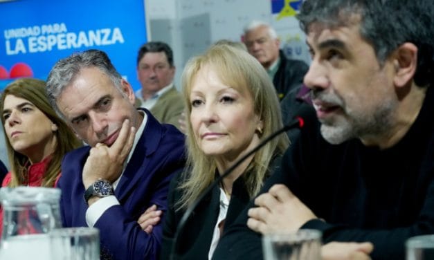 Carolina Cosse encabeza coalición de 15 sectores