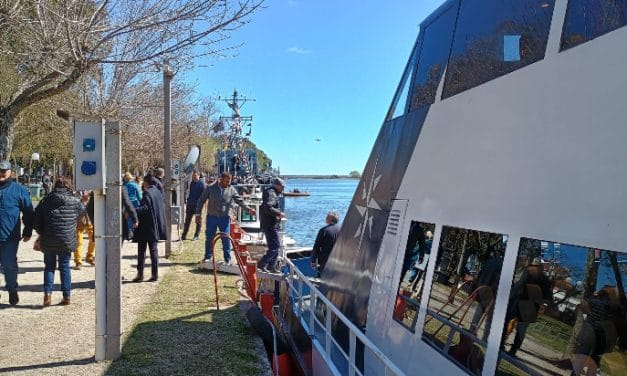 Carmelo inauguró obras de dragado del puerto deportivo