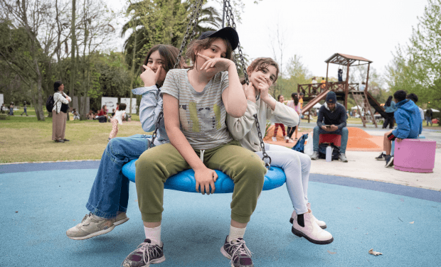 La vuelta a Montevideo en 80 espacios públicos