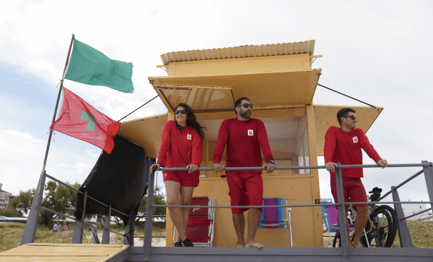 Servicio de Guardavidas en las Playas de Montevideo