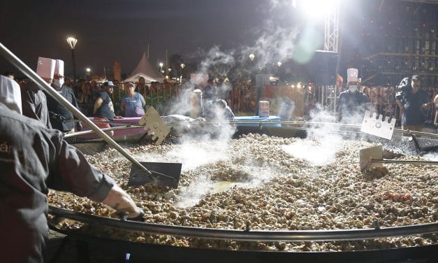 «Bodas de plata» de la paella gigante de Piriápolis