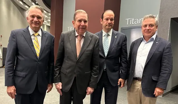 Paganini reclamó una transición democrática en Venezuela