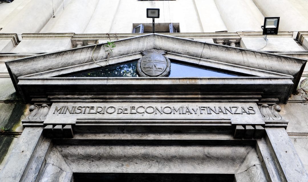 Cinve: “Nuevo gobierno va a tener que pensar en una reestructura del gasto”