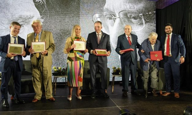 Partido Colorado fue el anfitrión en acto por los 40 años de democracia