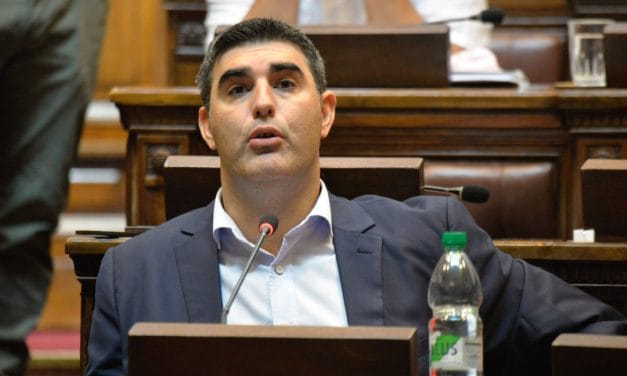 Tucci: “La política tiene que empezar a darle señales claras y contundentes a la gente”