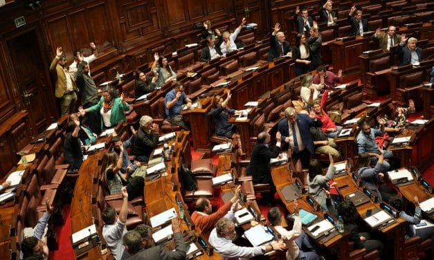 Diputados aprobó ingreso por concurso y sorteo a las intendencias