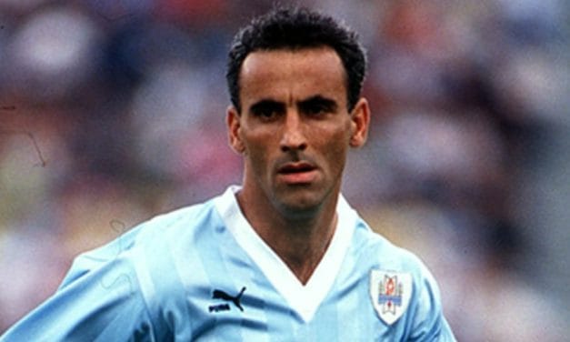 Parlamento aprobó pensión graciable al exfutbolista Alzamendi