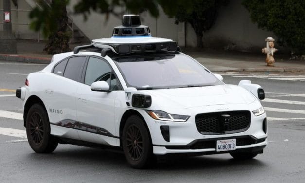 Taxis autónomos o sin choferes: Una tendencia que crece y genera controversia legal