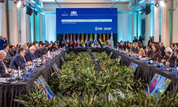 Cumbre del Mercosur culminó con anuncios de acuerdos y una advertencia de Milei