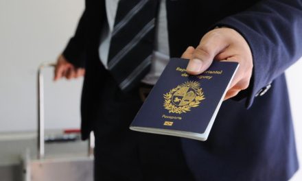 Los pasaportes uruguayos volveran a indicar el lugar de nacimiento