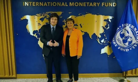 El FMI apoya a Argentina pese al revés electoral