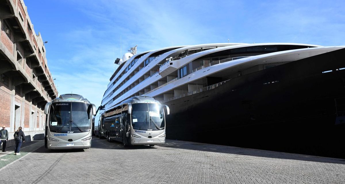 Comenzó la temporada de cruceros 2025 – 2026 en el puerto de Montevideo