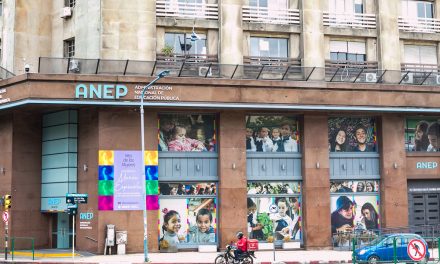 ANEP redefine materias y carga horaria en la nueva revisión curricular