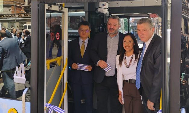 Montevideo suma 50 nuevos ómnibus eléctricos a su flota de transporte público