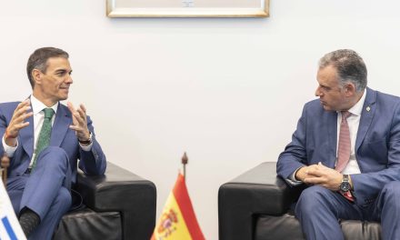 Yamandú Orsi fue invitado a foro progresista en España junto a Sánchez, Lula, Petro y otros líderes mundiales