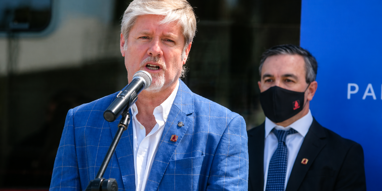 Cese de Curbelo en el Hemocentro de Maldonado genera repercusiones políticas y cuestionamientos