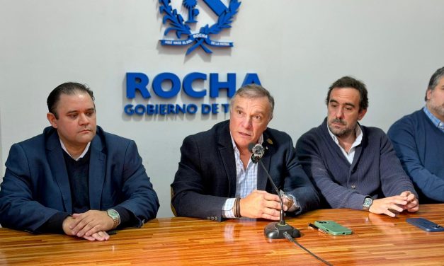 Rocha firmó fideicomiso por US$40 millones para financiar obras de infraestructura