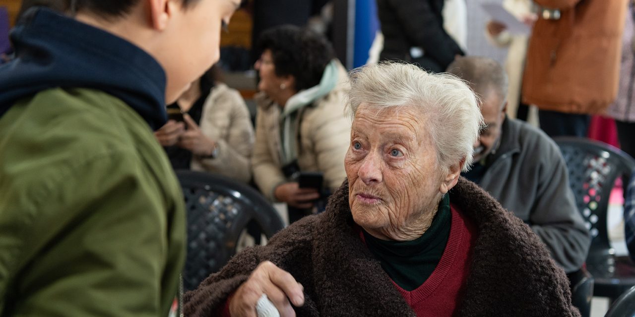 Lanzan campaña para combatir el viejismo y promover los derechos de las personas mayores