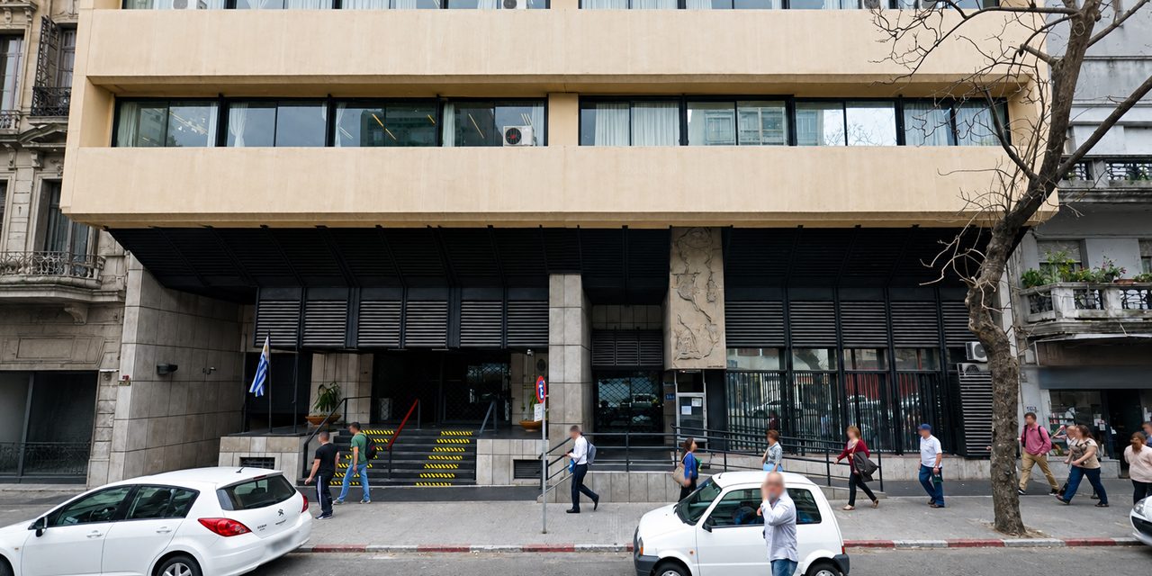 Explosivo en la Caja Militar: no hubo heridos