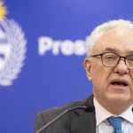 Blás pide explicaciones a Cancillería por viajes de Lubetkin