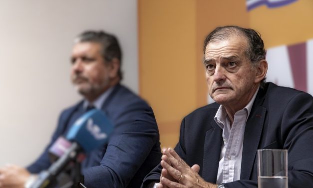 Guido Manini Ríos: «Hay medio país que está siendo explotado por usureros»