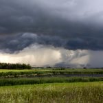 Inumet emitió un aviso especial por rachas de viento muy fuertes, caída de granizo e intensa actividad eléctrica