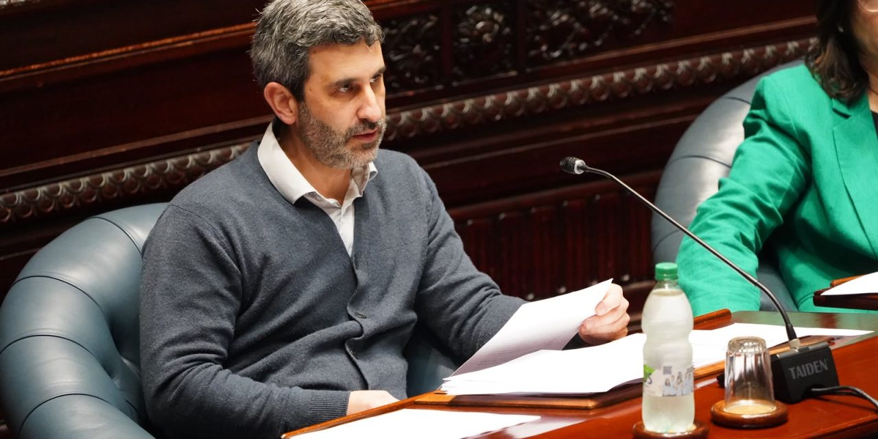 Exclusividad parlamentaria: Caggiani quiere terminar con los “privilegios” de los legisladores